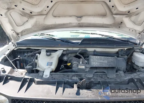 2014 Chevrolet Express 2500 Work Van z USA, uszkodzony, nr VIN 1GCWGGCA4E1117083